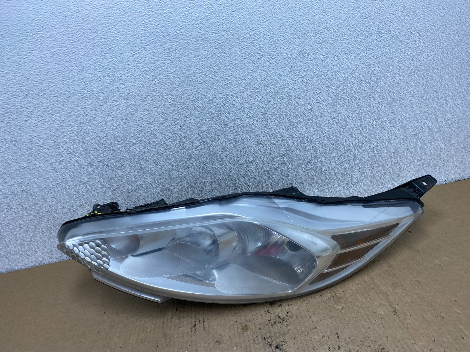 2011 2012 2013 Ford Fiesta Left Driver LH Halogen Headlight AG2448 DW0