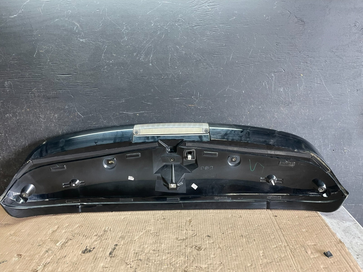 2004-2009 Lexus RX330 RX350  Rear Trunk Tail Gate Lift Gate Spoiler OEM L9682 DG9
