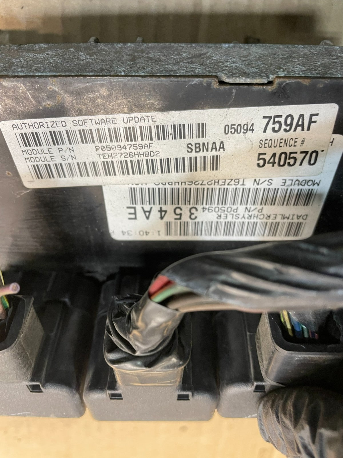 2007 Dodge Durango 5.7L  Engine Computer Module ECU PCM X8404 DG3