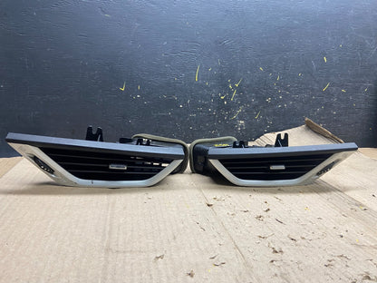 2010 to 2016 Chevrolet Equinox Left+Right  Front Dash  Air Vent Bezel X1901 DG0