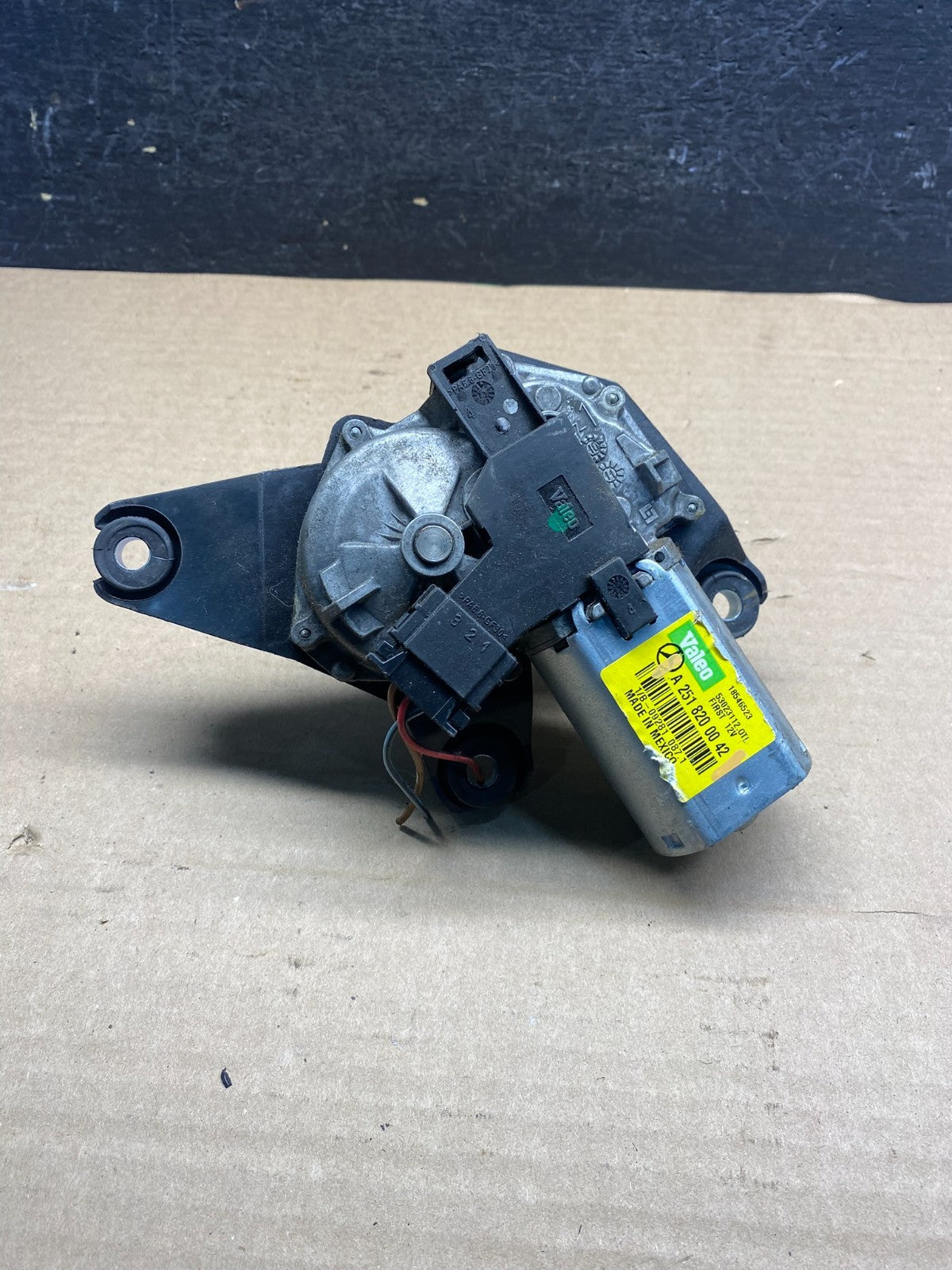 2006-2013 Mercedes GL450 ML500 R550 Rear Glass Windshield Wiper Motor ae0046 DG4