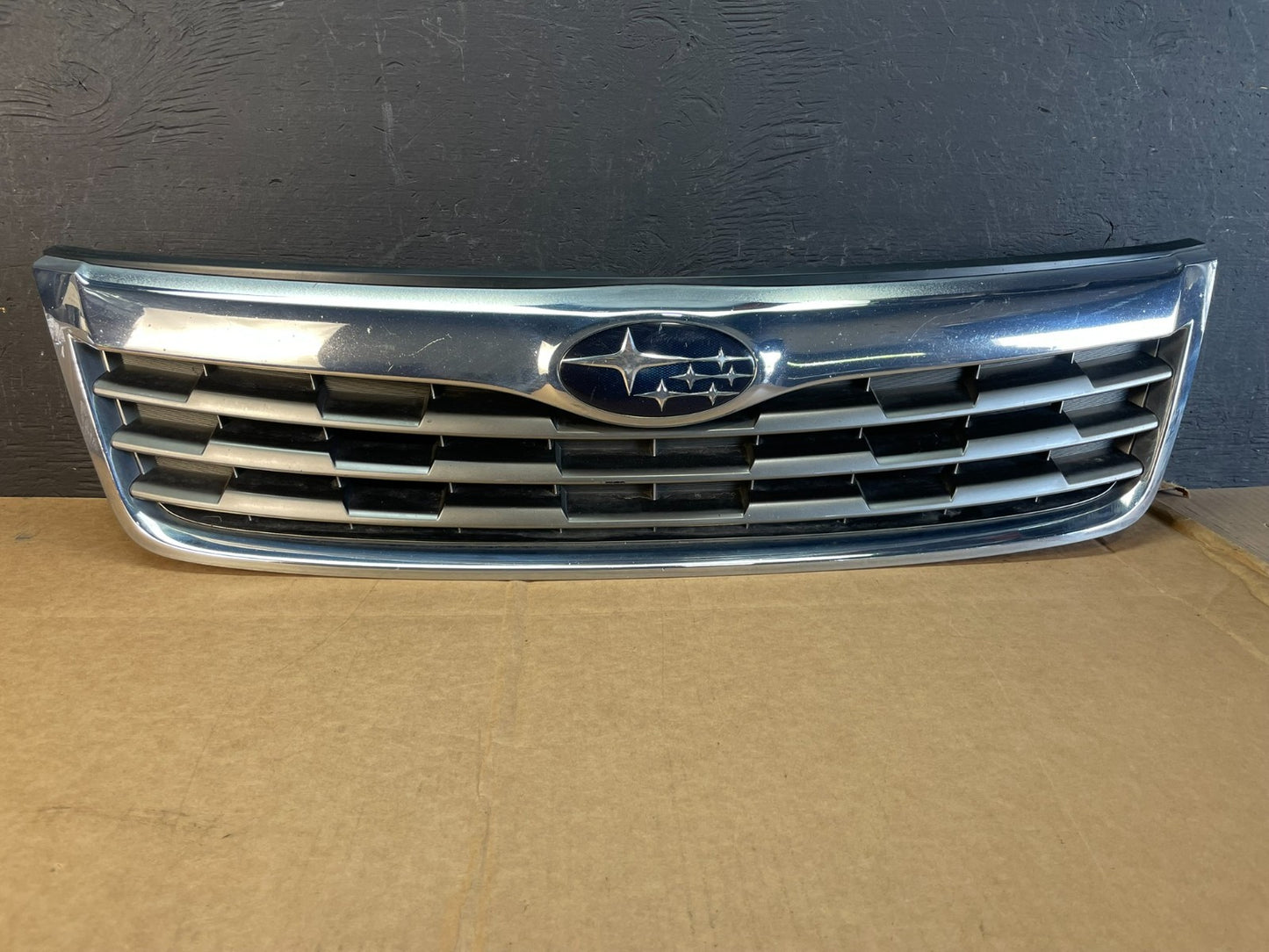 2009 2010 Subaru Forester Front Upper Chrome Grille Grill AE0847 DG0