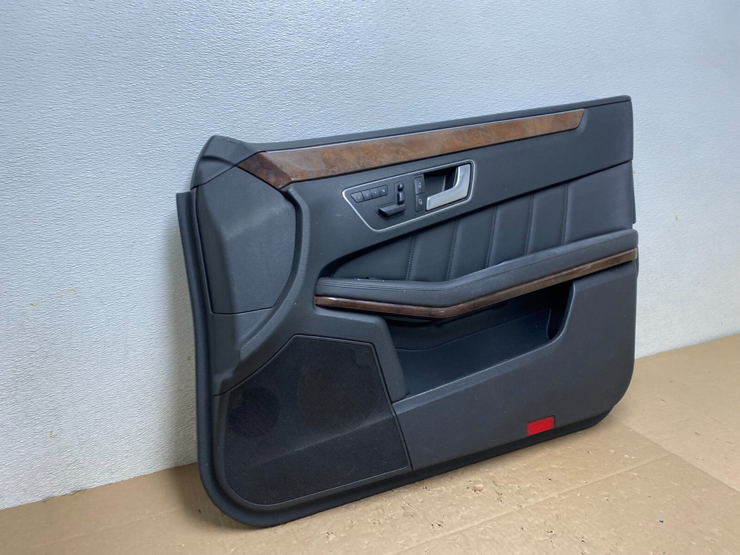 2014 to 2016 Mercedes E-Class Sedan Front Right Rh Side Door Panel H6283 PS2