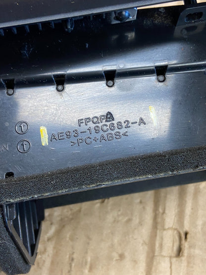 2010 - 2012 Lincoln Mkt Center Dash Gps Radio Bezel Panel Air Vent AE1962 DG5