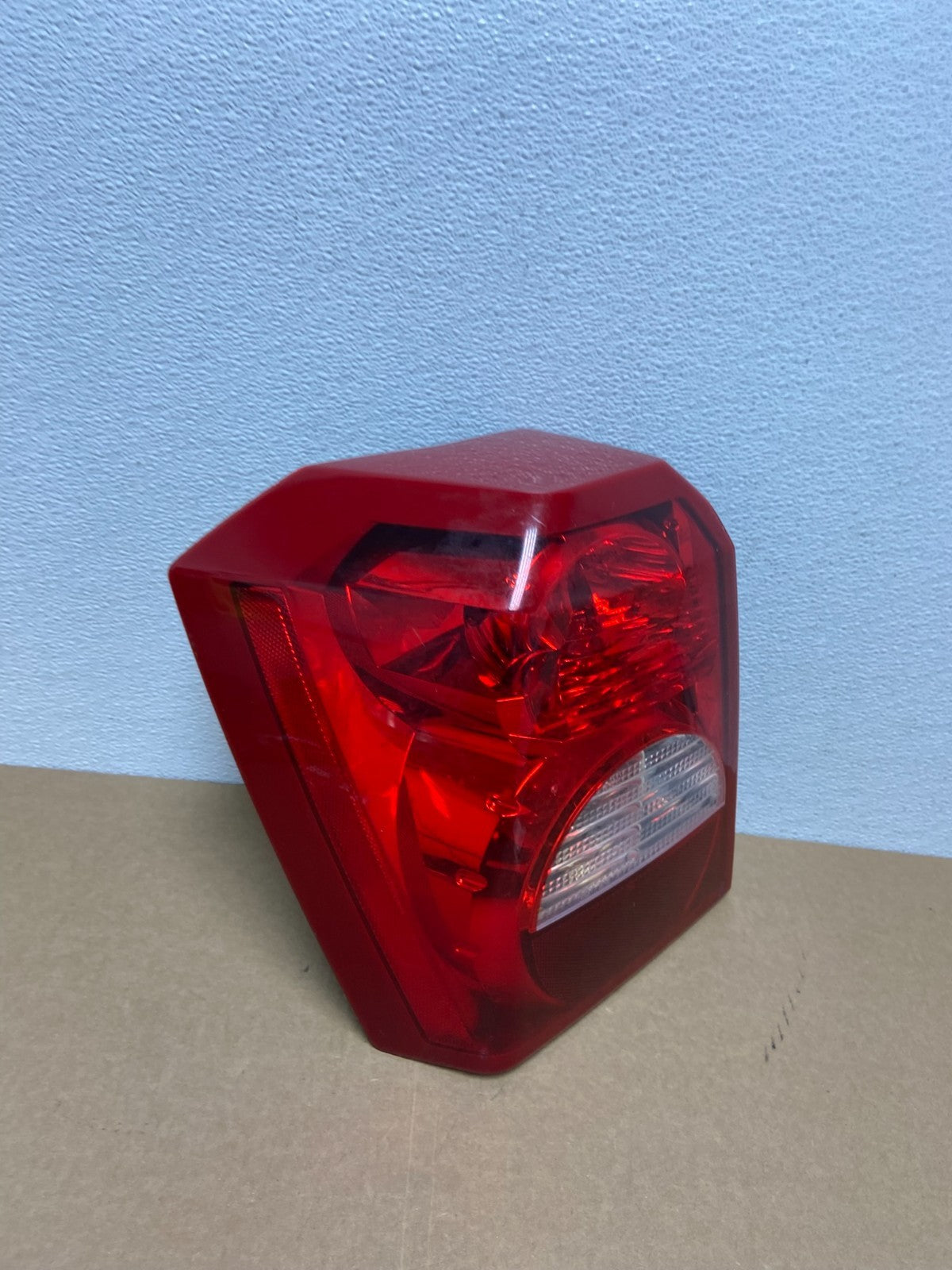 2008 2009 2010 2011 2012 Dodge Caliber Tail Light Left Driver Side Oem AB9962 DW2