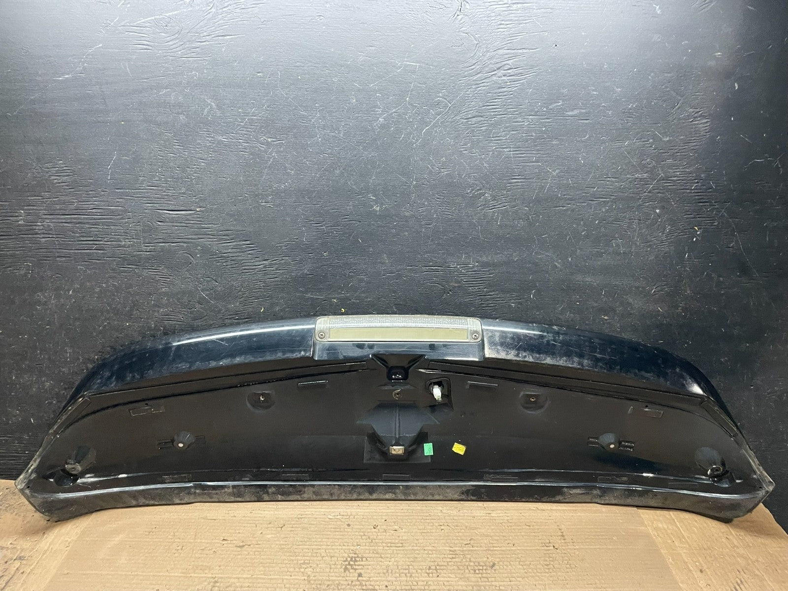2004-2009 Lexus RX330 RX350  Rear Trunk Tail Gate Lift Gate Spoiler OEM U8134 DG8