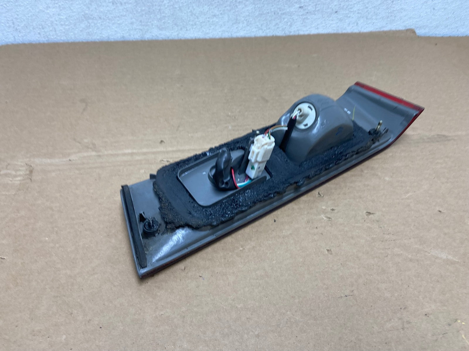 1997 1998 1999 Toyota Camry Tail Light Inner Left Driver LH Inner AD3812 LK3