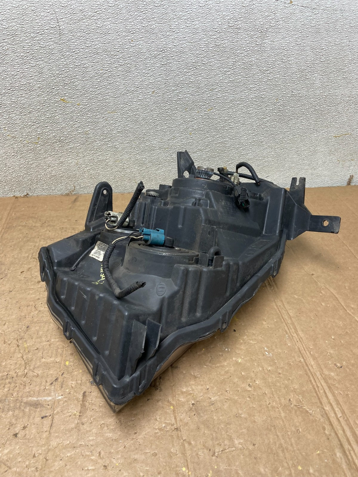 2009 2010 2011 Honda Pilot Right Passenger RH Halogen Headlight AA3430 DW7