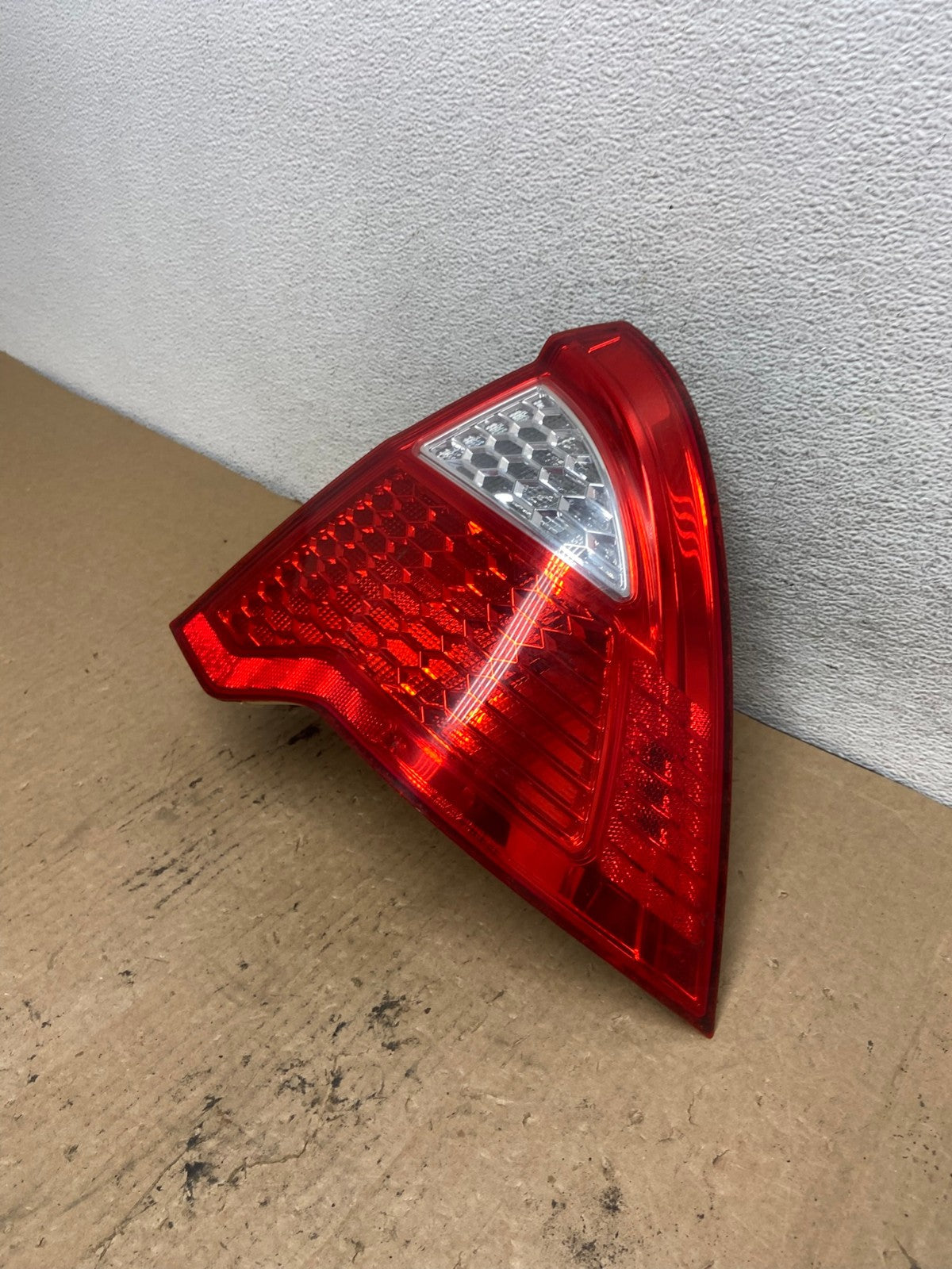 2010 2011 2012 Ford Fusion Right Passenger Side Tail Light AG2316 LK1