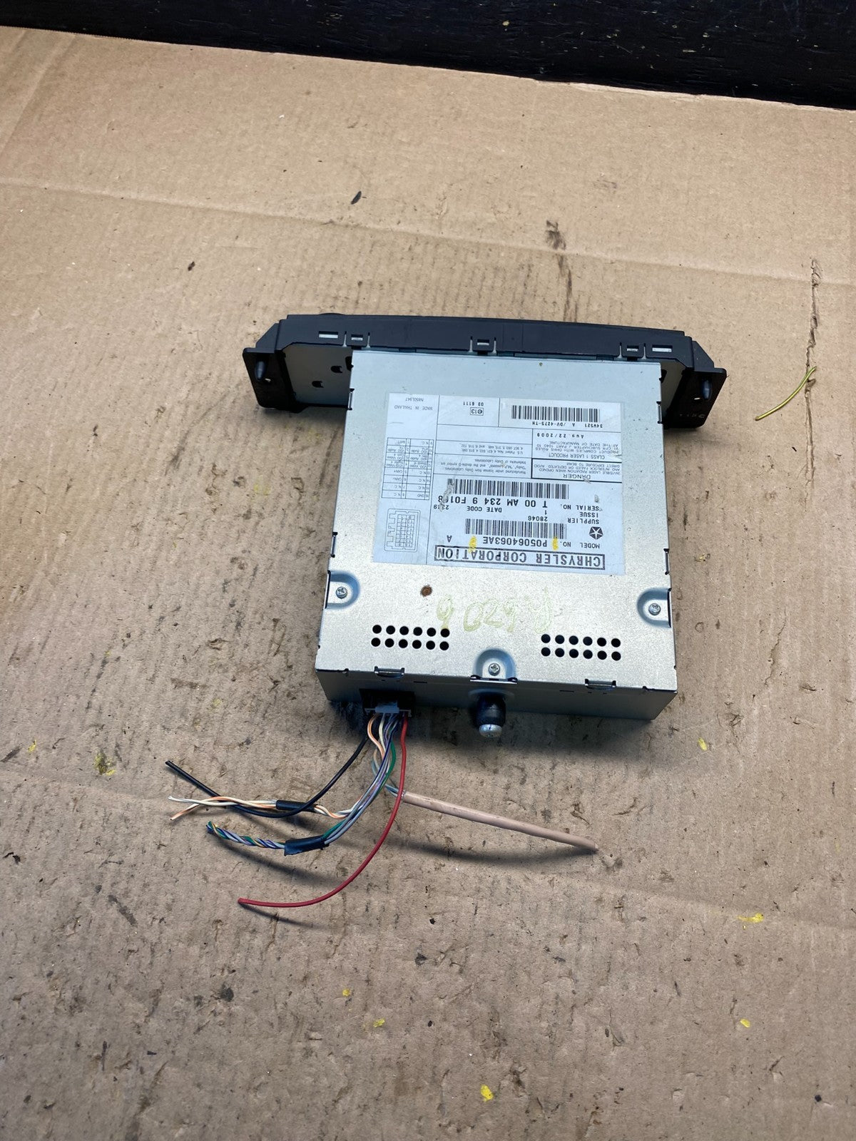 2008 to 2012 Chrysler Town Country DVD Player Receiver OEM R6206 DG4