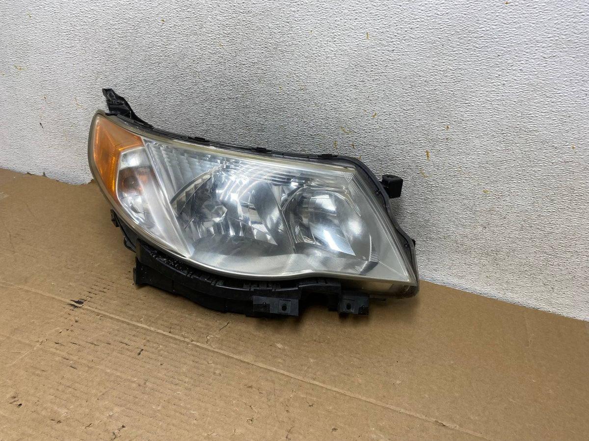 2009 - 2013 Subaru Forester Right Passenger Side Halogen Headlight AH7929 LK2