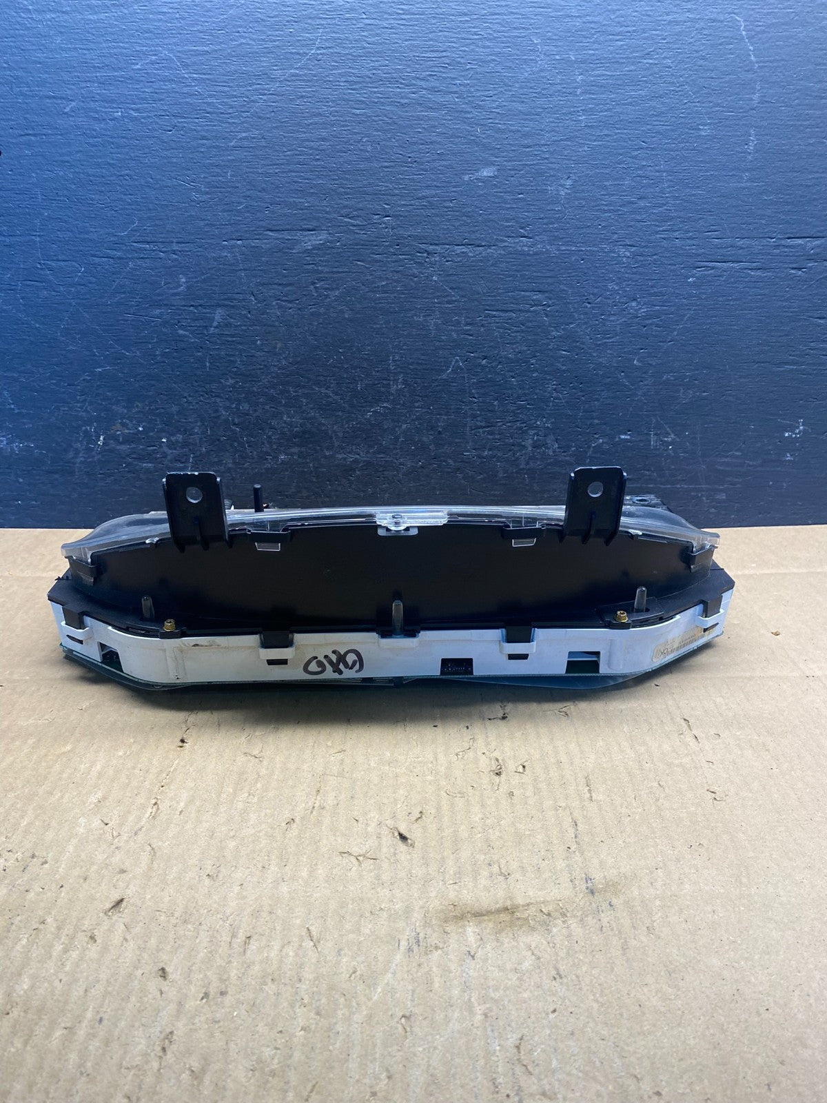 2004 2005 Ford Explorer Speedometer Cluster Gauge AD1615 DG3