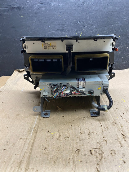 2012 to 2017 Nissan NV1500 NV2500 Radio AM FM CD Player Receiver Oem x6151 DG3