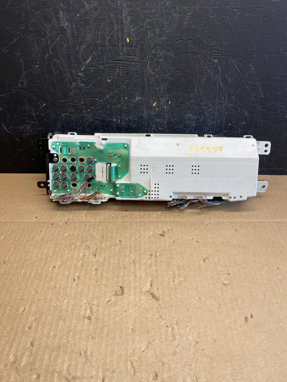 2000 to 2001 Toyota Avalon Cluster Gauge Speedometer ac6398 DG4
