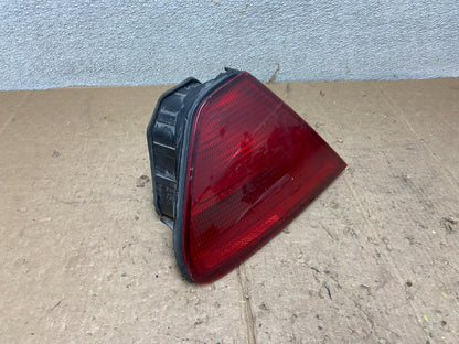 1998 - 2002 Honda Accord Coupe 2-door Left Driver LH Tail Light Oem AA4983 DW2
