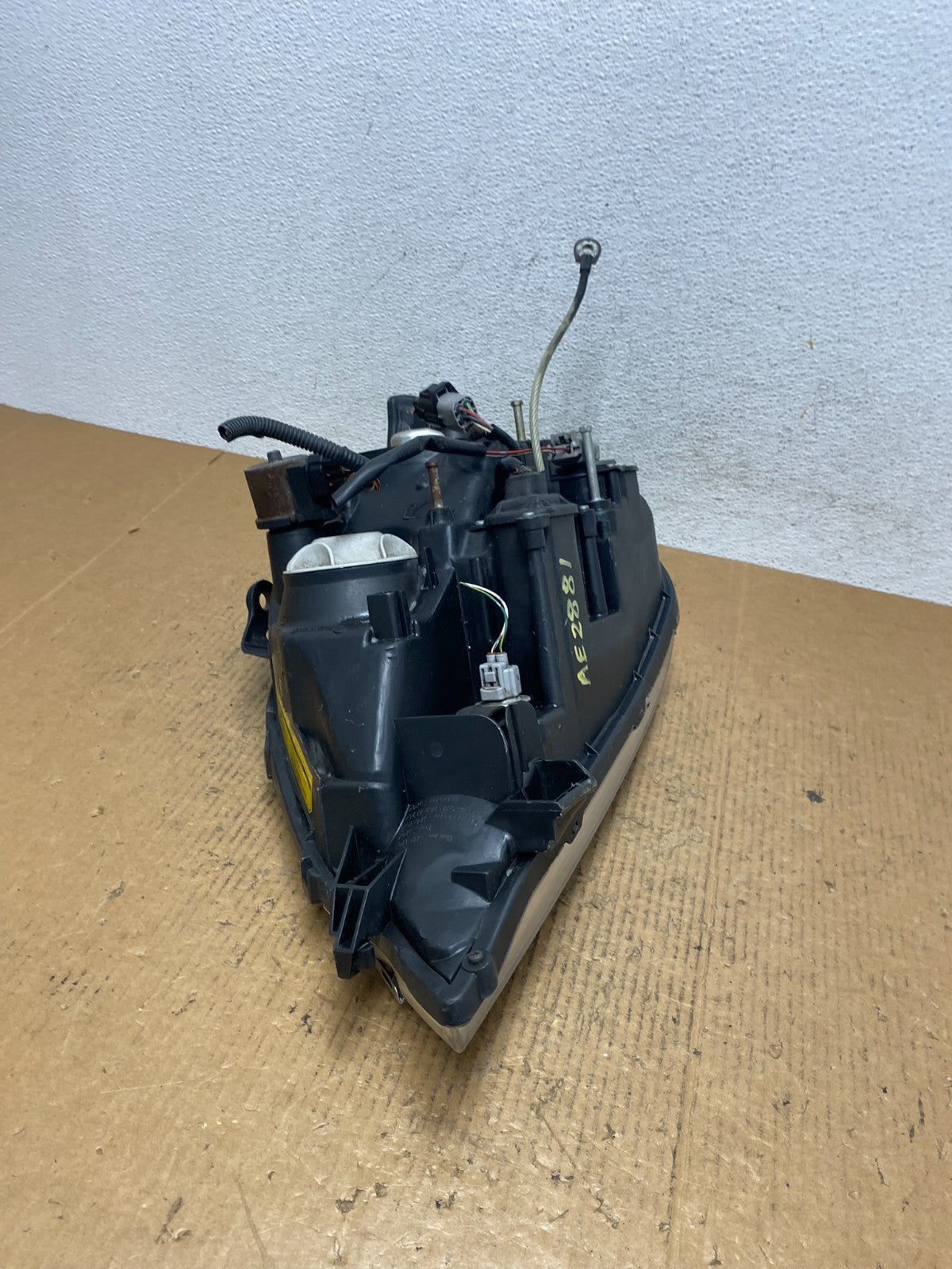 2001 2002 2003 Lexus RX300 Right Passenger Headlight Xenon HID AE2881 DW8