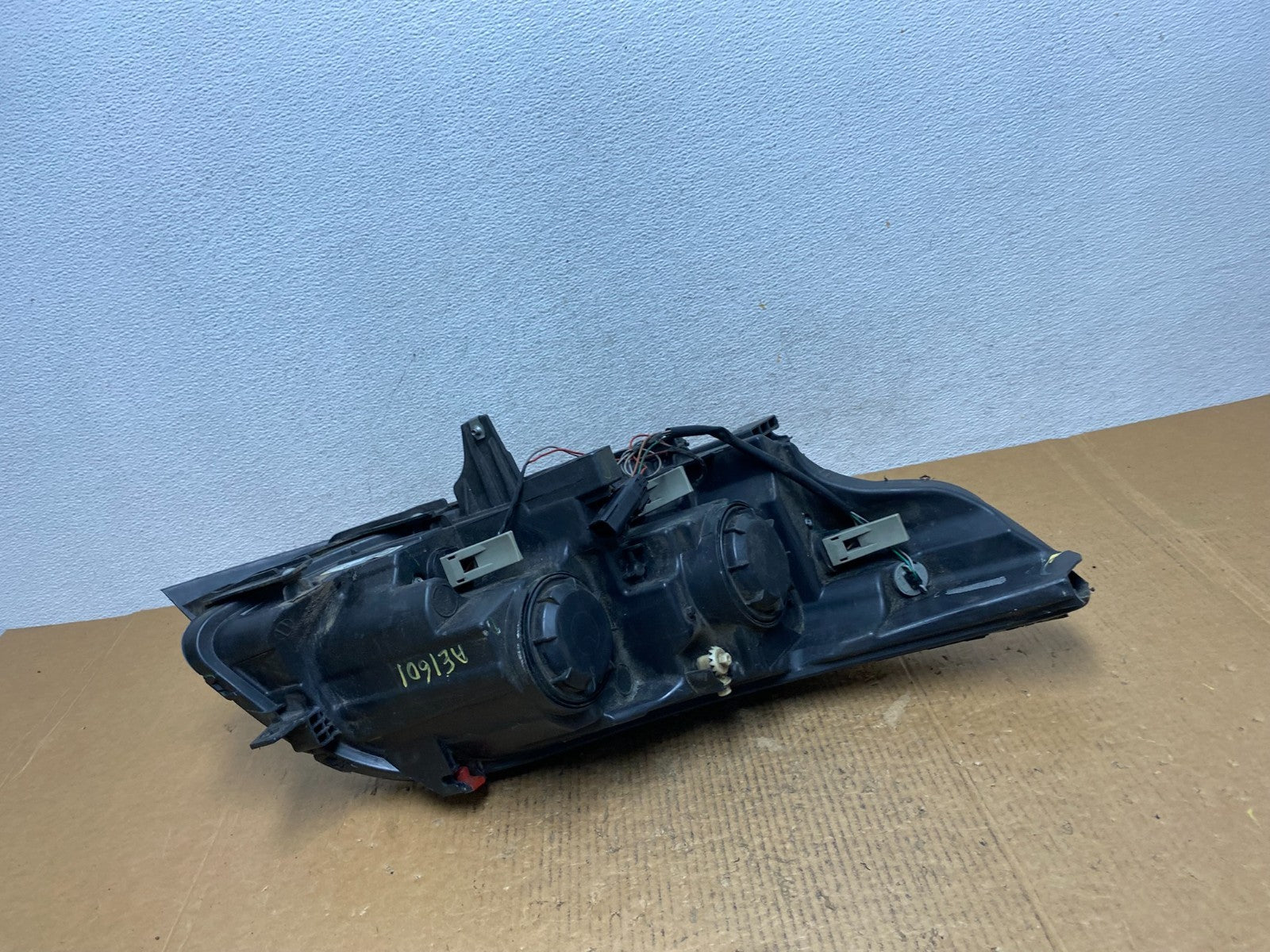 2013 2014 2015 Chevrolet Malibu Headlight Projector Left Driver Side AE1601 DW8