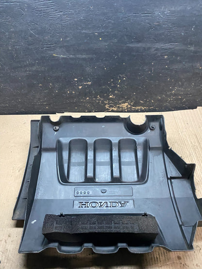 2005 to 2007 Honda Odyssey Black Engine Cover 3.5L No # V4073 DG5