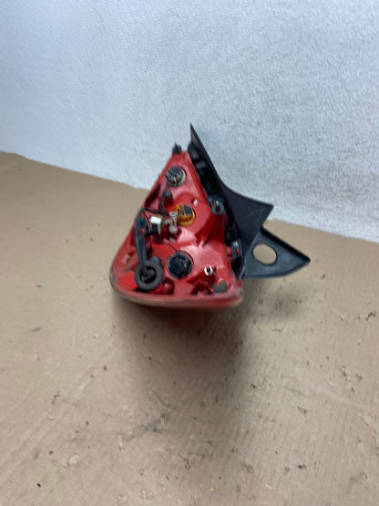 2007 - 2012 Nissan Versa Hatchback Left Driver Side Lh Tail Light AG6997 LK9