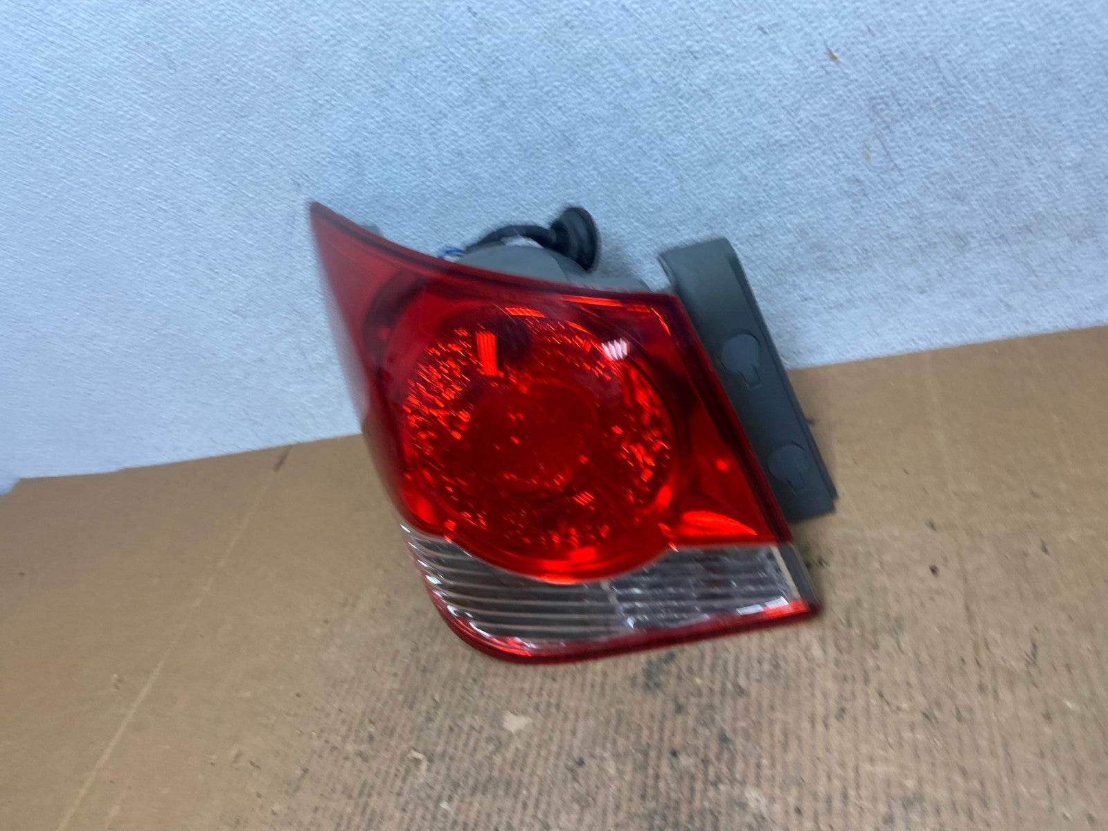 2011 2012 2013 2014 Chevrolet Cruze Left Driver LH Side Tail Light AE2597 LK1