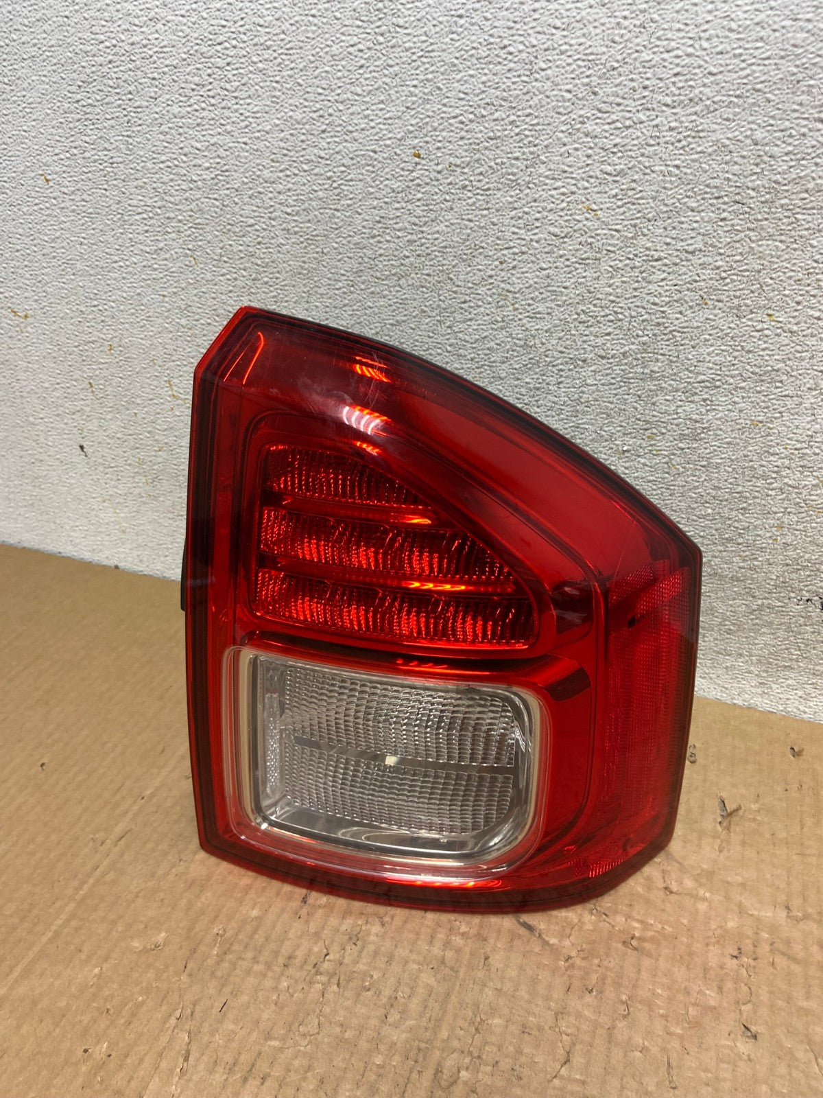 2011 2012 2013 Jeep Compass Right Passenger Rh Side Tail Light AI6700 LK0