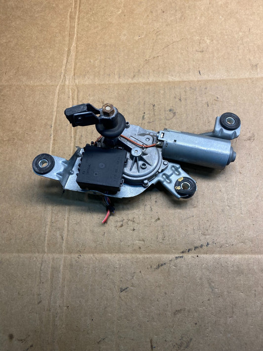 2004 to 2010 BMW X3 E83 Rear Windshield Wiper Motor OEM ab3788  DG0