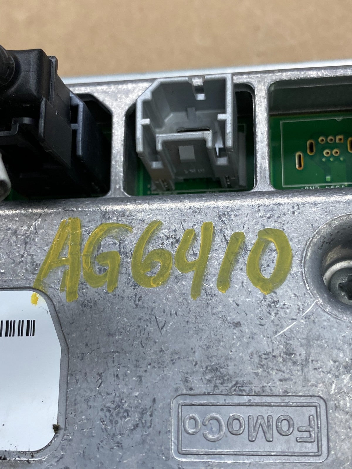 2013 to 2016 Ford Taurus Radio Information Display Screen Monitor ag6410 DG6