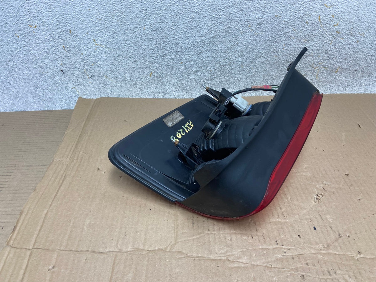 2008 to 2012 Ford Escape Left Driver LH Side Tail Light AI1208 LK4