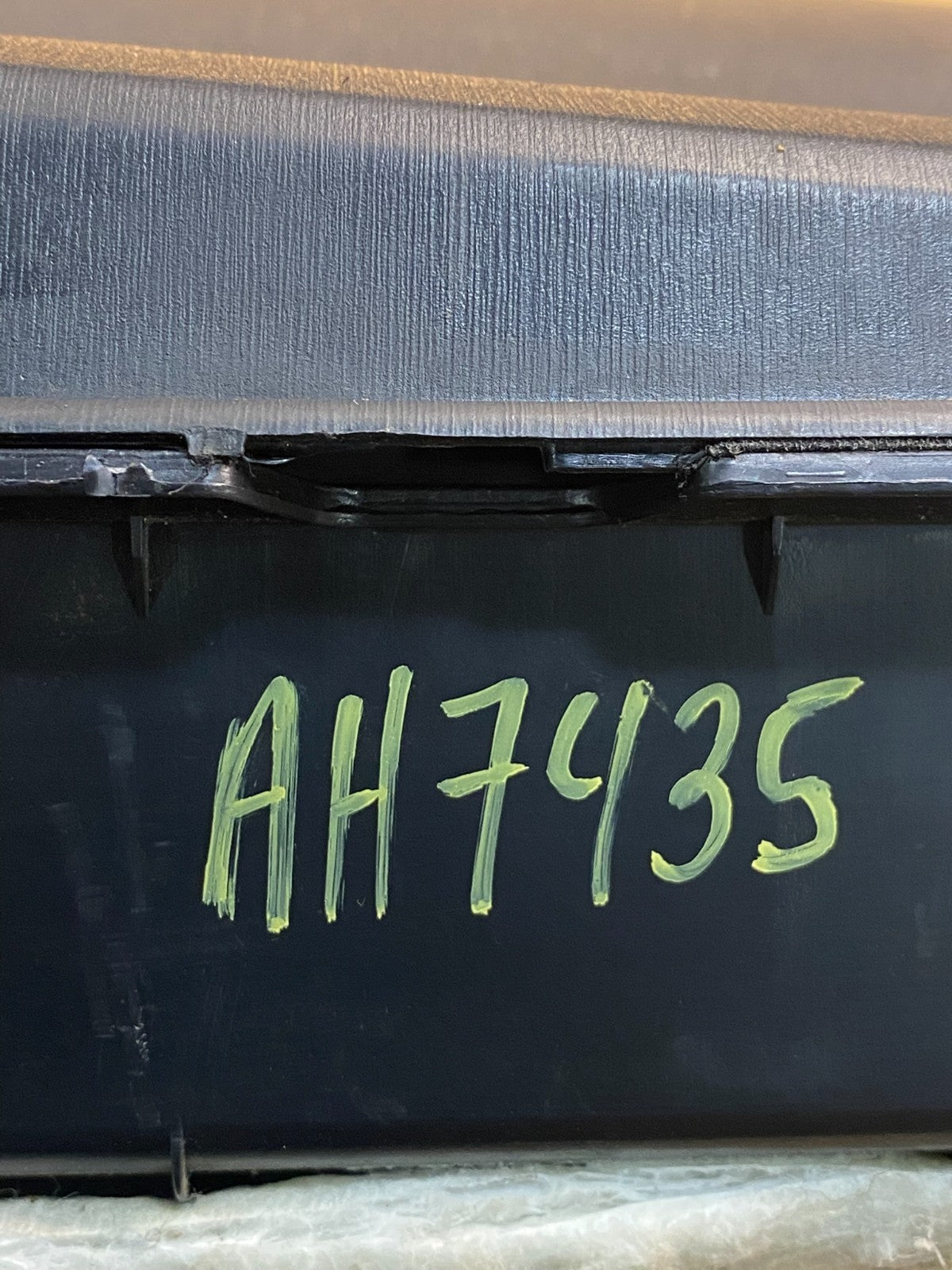 2010 - 2015 Toyota Prius Glove Box Compartment AH7435DG8