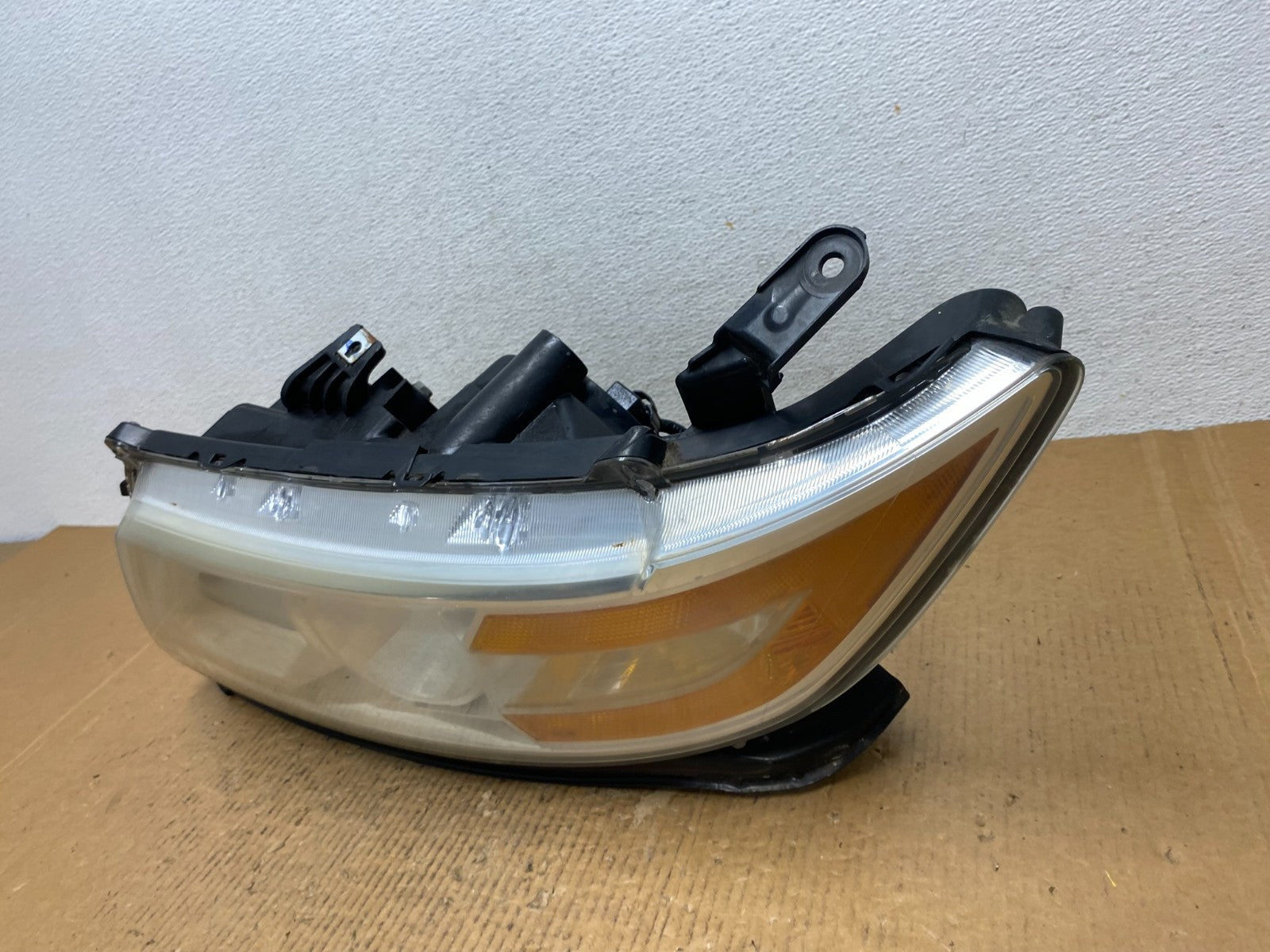 2011 to 2013 Honda Odyssey Front Left Driver LH Headlight Halogen AE1445 DW1