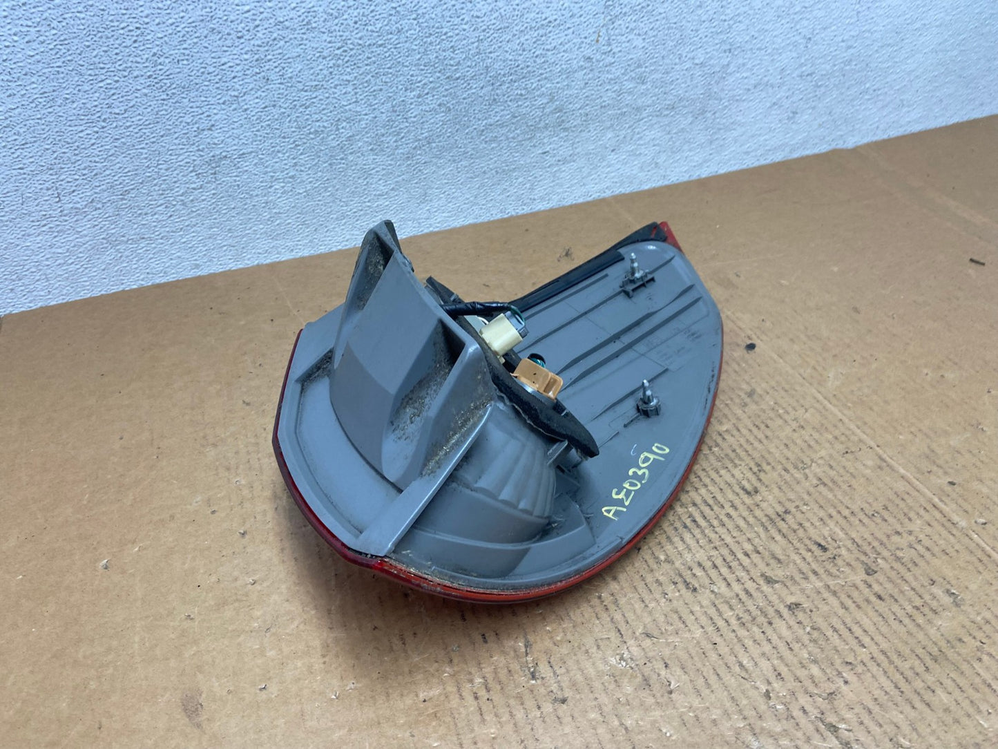2006 to 2010 Toyota Sienna Left Driver LH Side Tail Light AE0390 LK4