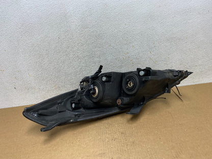 2004 2005 2006 Toyota Solara Halogen Headlight Right Passenger Side AI3304 DW6