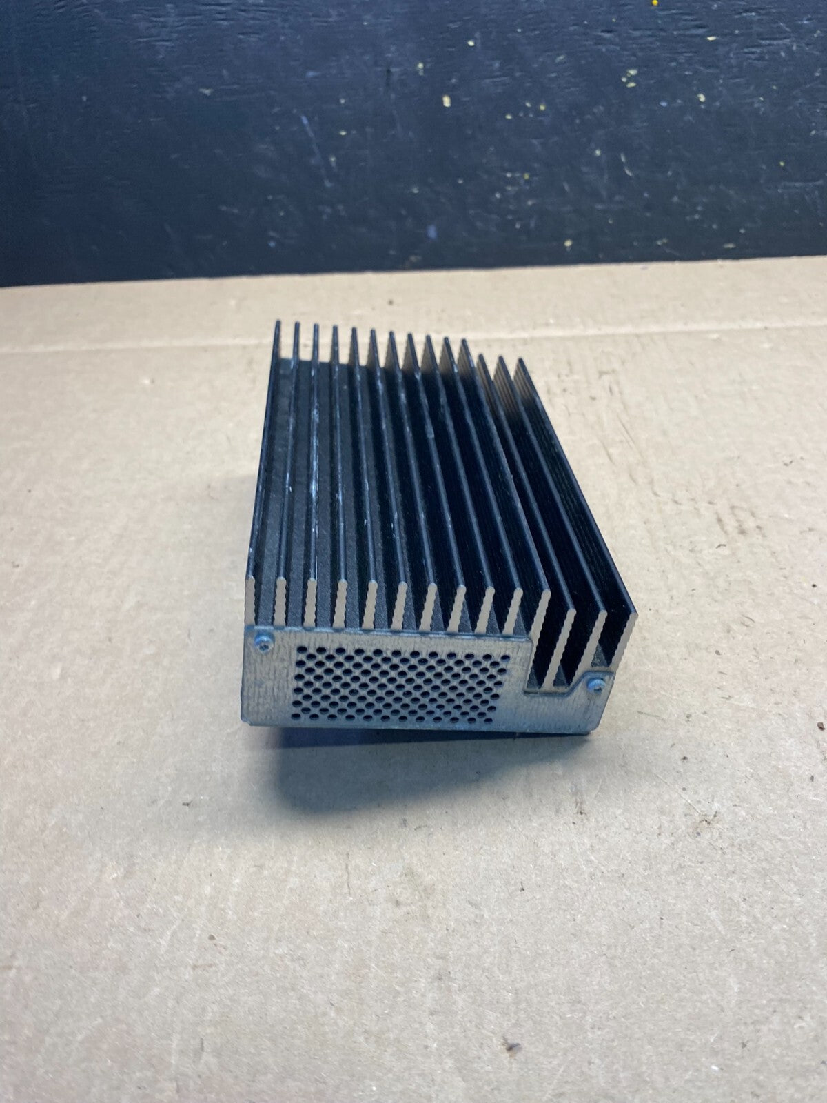 2007-2010 BMW X5 Top HiFi Lear Radio Audio Amplifier Amp OEM O3621 DG2