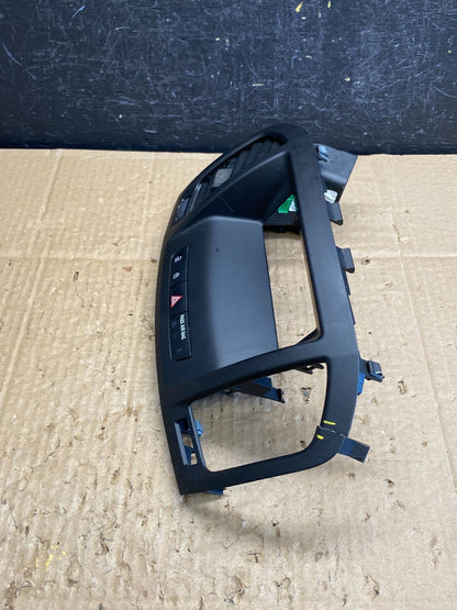 2011 - 2017 Buick Regal 2.4L Dash Display Info Air Vent Bezel Trim AC9646 DG2