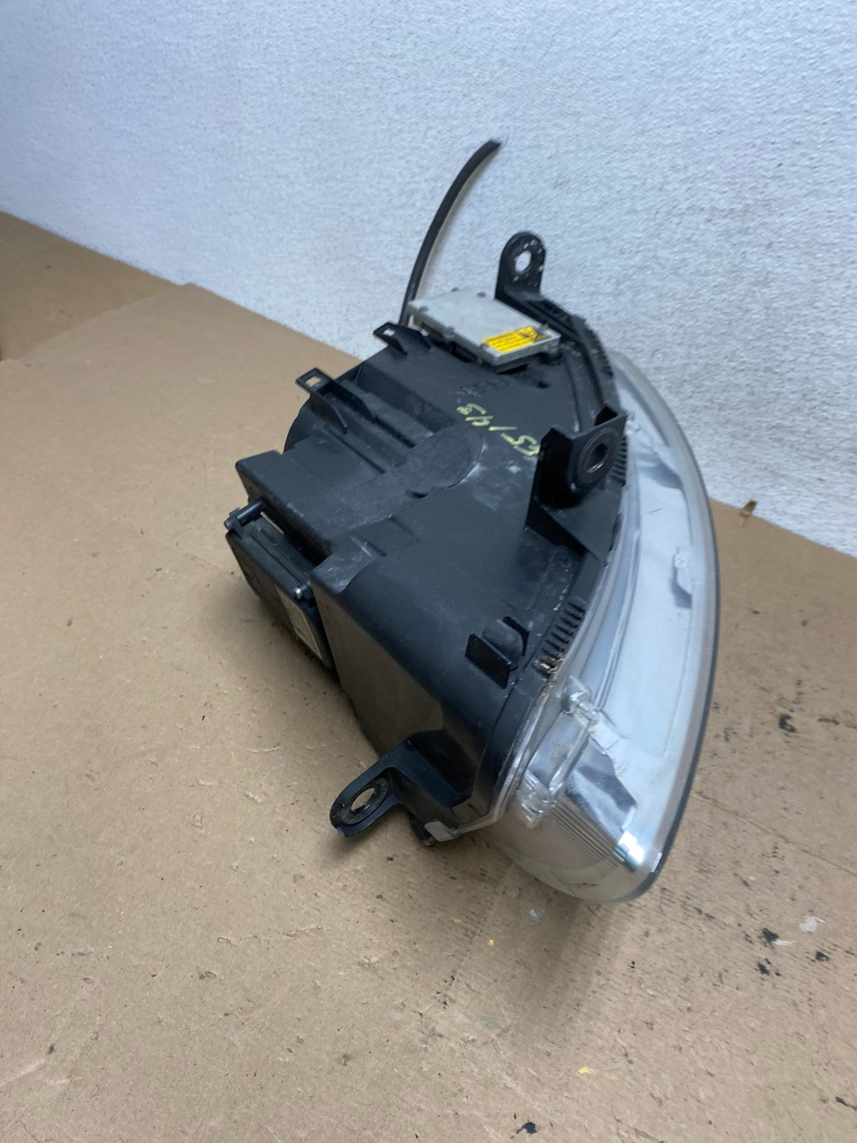 2005 to 2008 Audi A6 Right Passenger Side Headlight Xenon HID AF5143 DW8