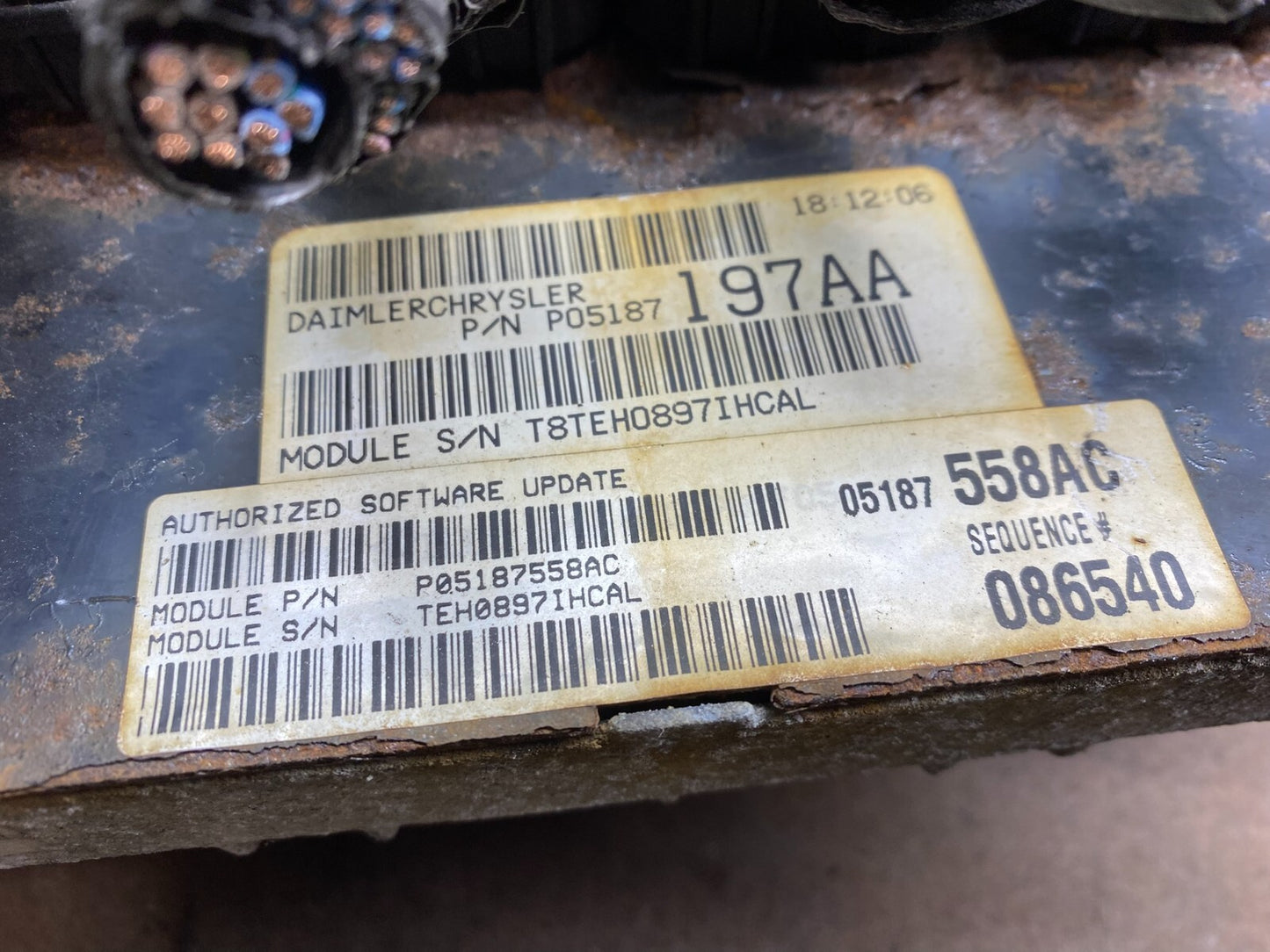 2007 Chrysler Town Country Caravan 3.8L Engine Control ECU P05187558AC G1410 PS4