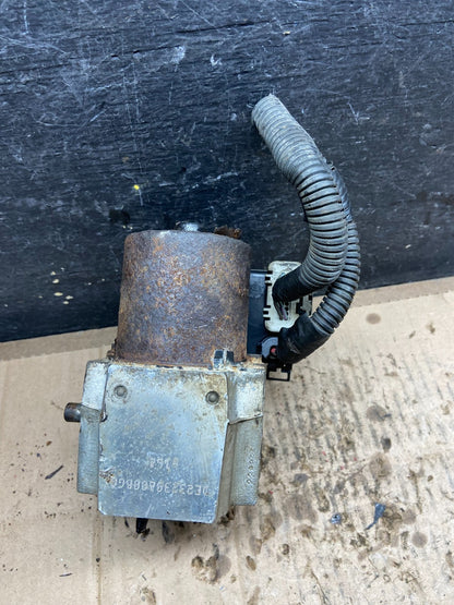 2004-2006 Chevrolet Express ABS Pump Control OEM 13567115 Module Q6123 DG2