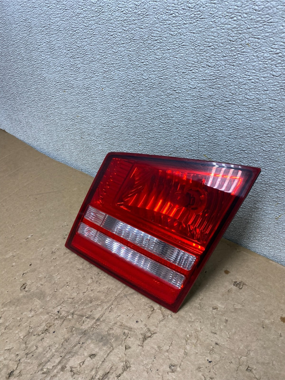2009 2010 2011 Dodge Journey Right Passenger Rh Tail Light Inner V0506 DW1