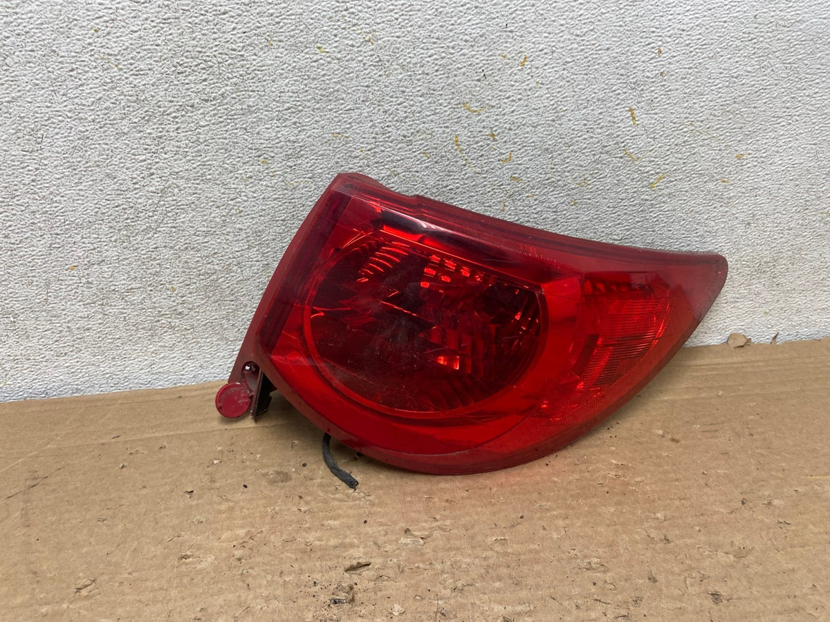 2009 2010 2011 2012 Chevrolet Traverse Right Passenger Tail Light AH9165 LK0