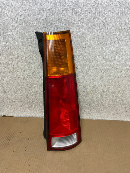 1997 1998 1999 2000 2001 Honda Crv Cr-v Right Passenger Tail Light AH3020 LK0