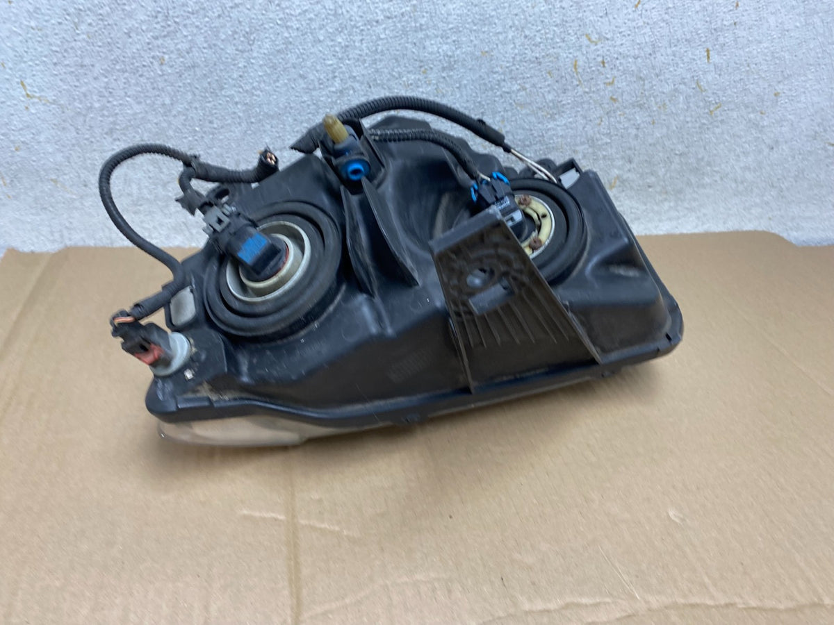2011-2013 Jeep Grand Cherokee Right Passenger Halogen Headlight AI1145 DW6