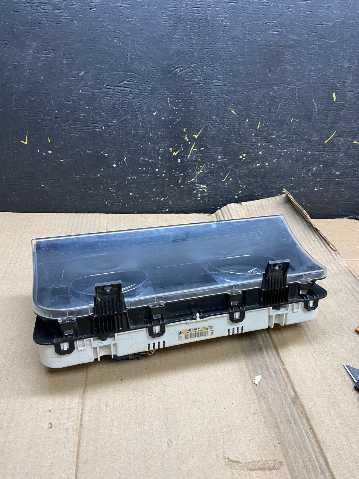 2006 Lincoln Zephyr Speedometer Gauge Cluster OEM X1716 DG4