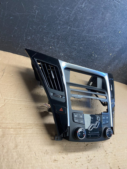2011 - 2014 Hyundai Sonata Center Radio Climate Control Air Vent Bezel AF2216 DG1