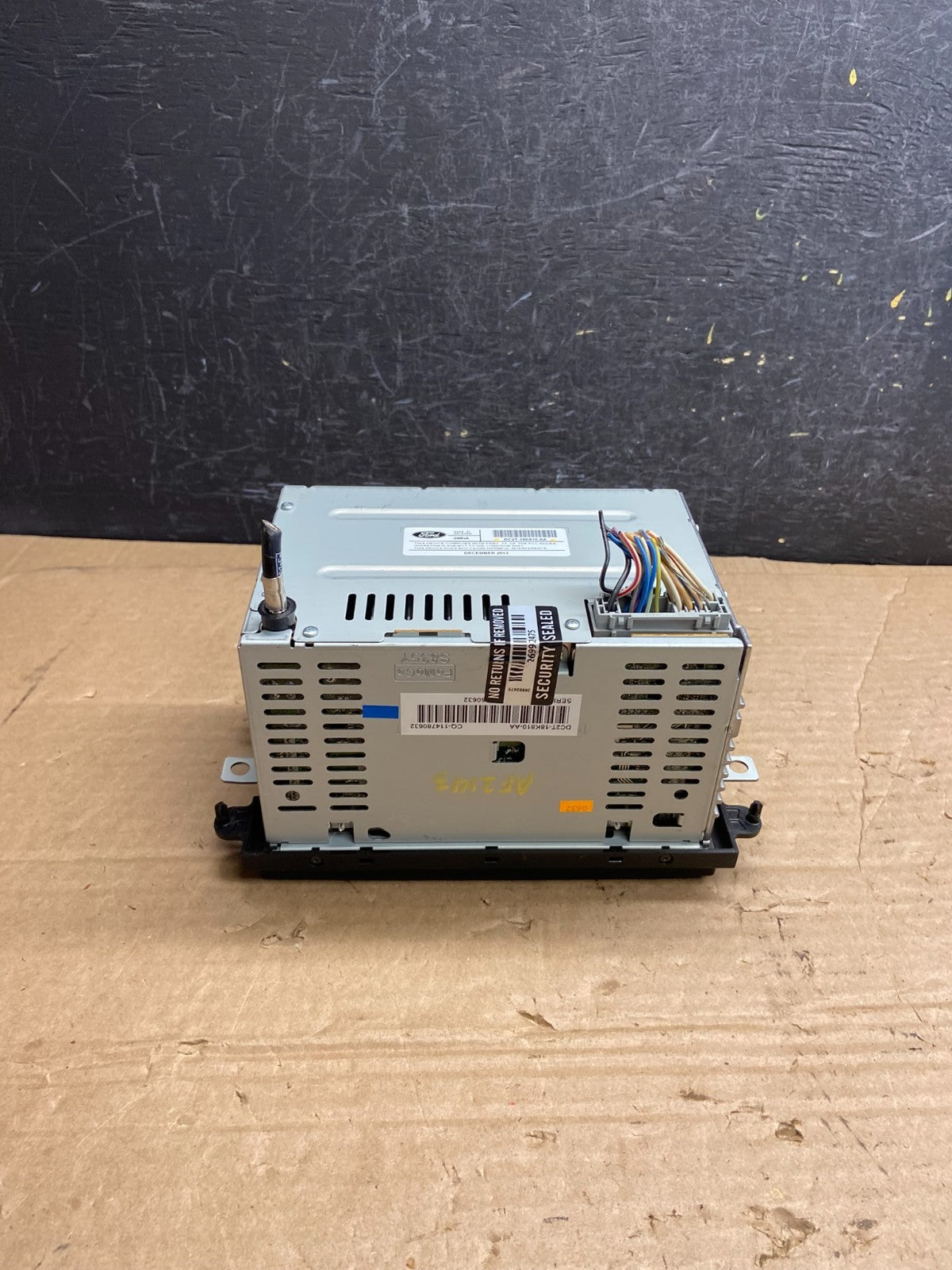 2008-2013 Ford E150 E250 E350 AM FM Radio Stereo Receiver ag9530 DG3
