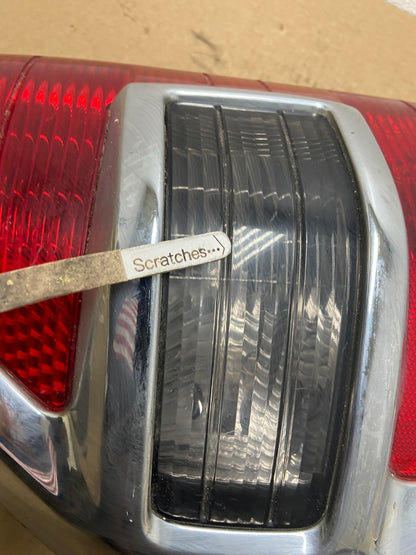 2000-2003 Mitsubishi Pajero Left Driver LH Side Tail Light AF7962 GD3
