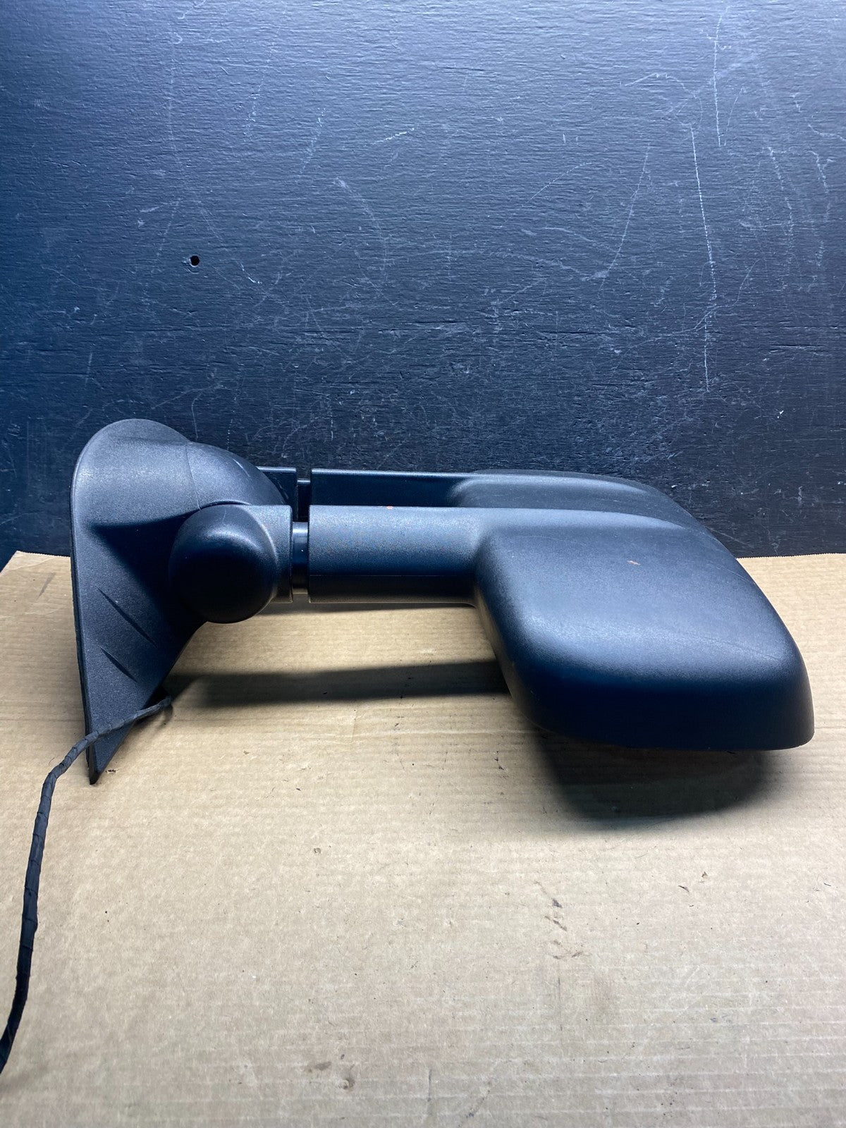2007 - 2013 Chevrolet Silverado Sierra Right Passenger Door Mirror AF7781 DG1