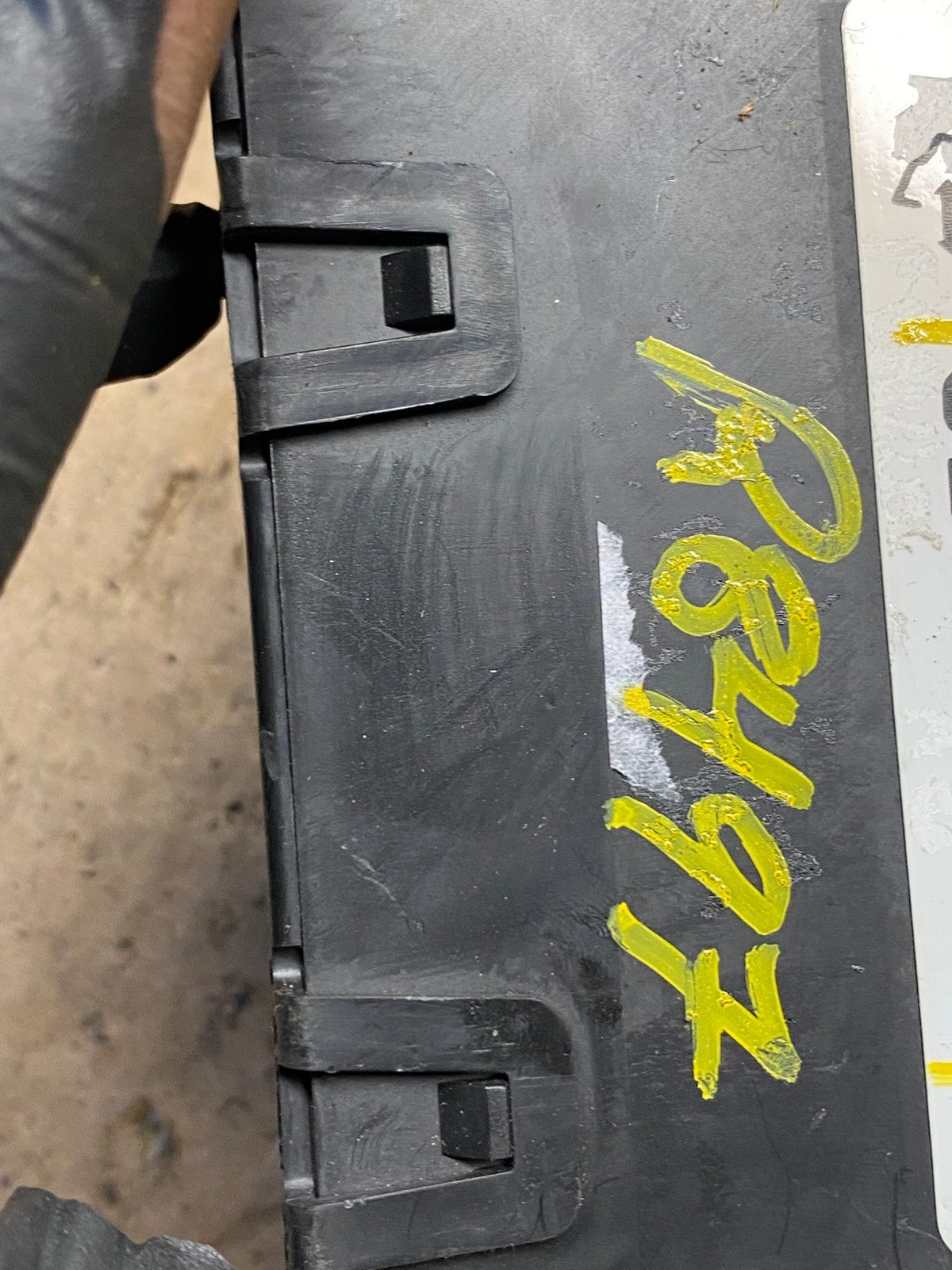 2007 2008 Acadia Enclave Escalade Suburban Liftgate Door Module Motor R8497 DG5