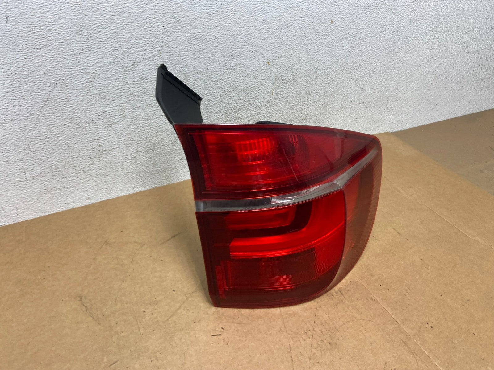 2011 2012 2013 Bmw X5 E70 Right Passenger Side Rh Tail Light AE2961 LK2