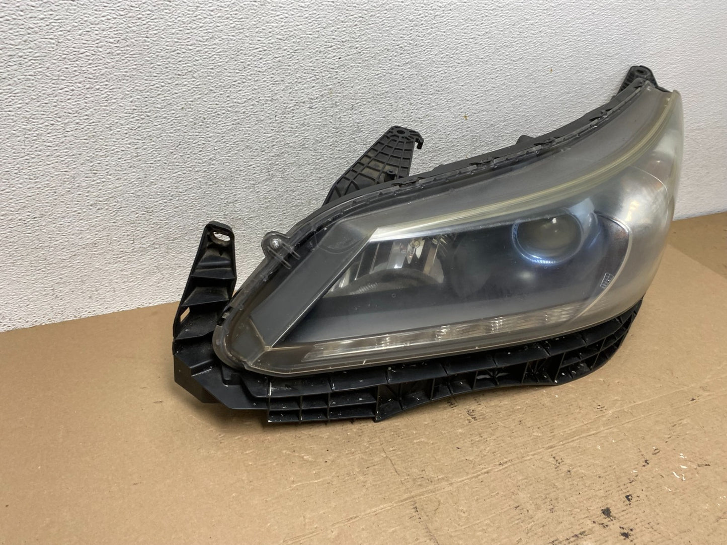 2013 to 2015 Honda Accord Sedan Headlight Left Driver Lh Side AF4574 DW2