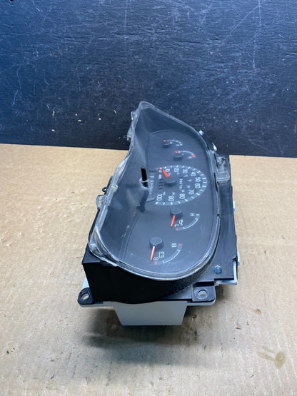 1999 to 2000 Ford E150 E250 E350 VAN Gauge Speedometer Cluster AG7416 DG2